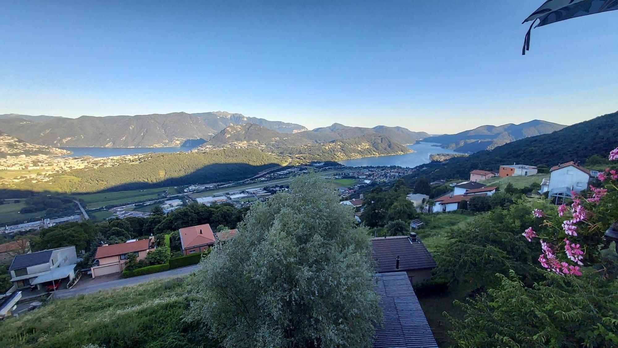Entire Apartments With Stunning View Cademario Extérieur photo