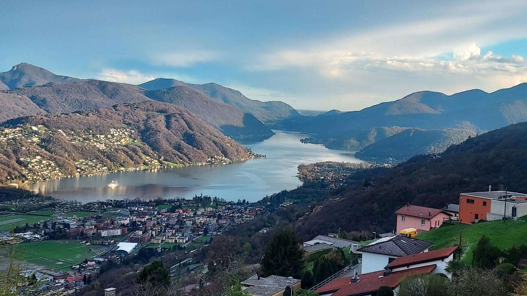Entire Apartments With Stunning View Cademario Extérieur photo